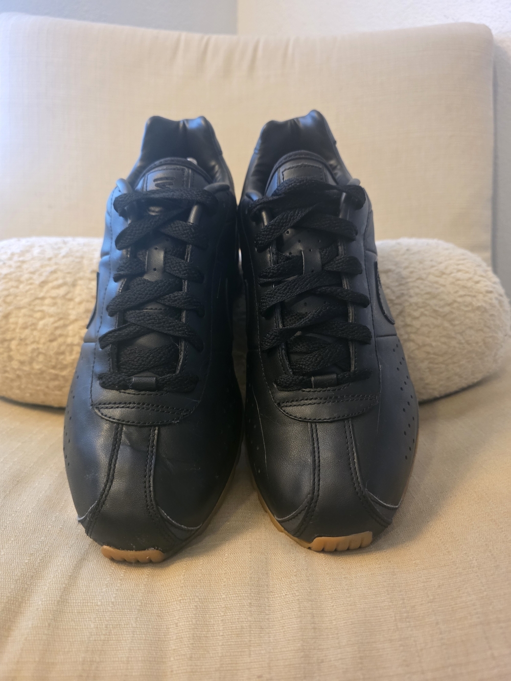 Nike Shox " Black Gum " Retro